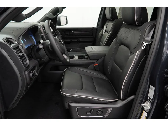 Nuevos RAM 1500 à Estados chez autogozo
