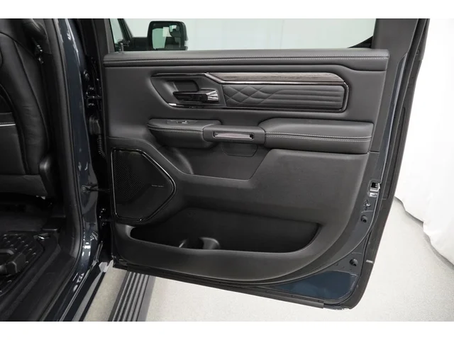 Nuevos RAM 1500 à Estados chez autogozo