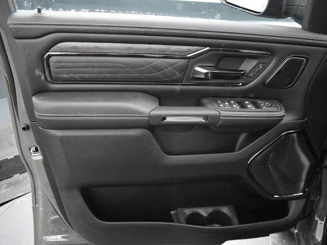 Nuevos RAM 1500 à Estados chez autogozo
