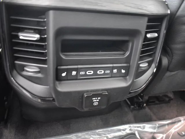 Nuevos RAM 1500 à Estados chez autogozo
