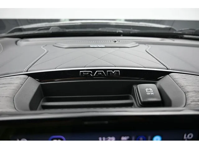 Nuevos RAM 1500 à Estados chez autogozo