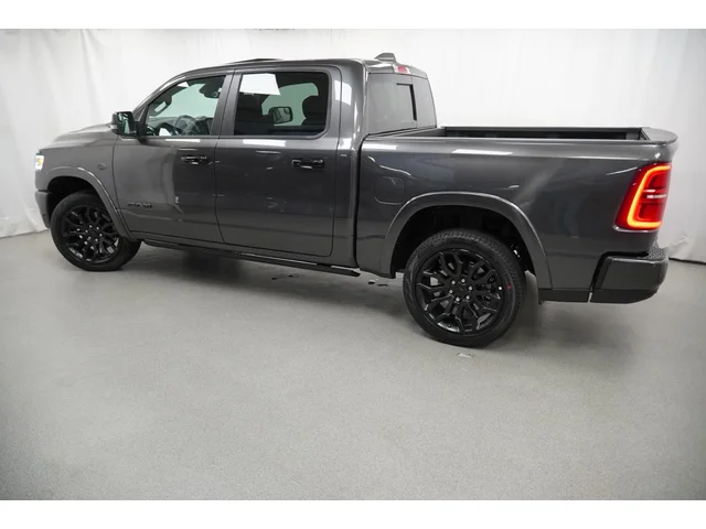 Nuevos RAM 1500 à Estados chez autogozo