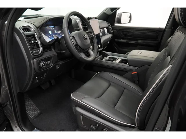 Nuevos RAM 1500 à Estados chez autogozo