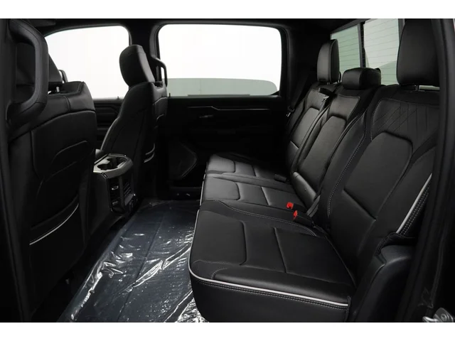 Nuevos RAM 1500 à Estados chez autogozo