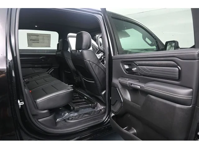 Nuevos RAM 1500 à Estados chez autogozo