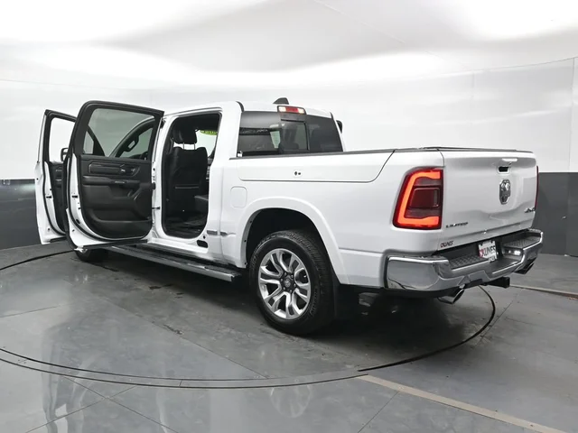 SEMINUEVOS RAM 1500 a Estados en autogozo