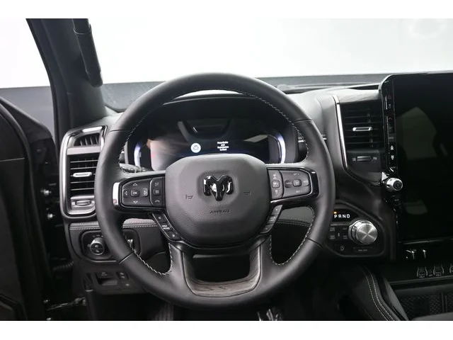 Nuevos RAM 1500 à Estados chez autogozo