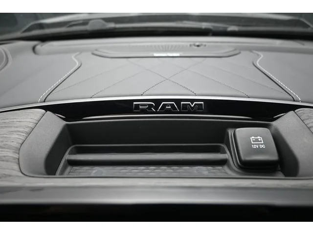 Nuevos RAM 1500 à Estados chez autogozo
