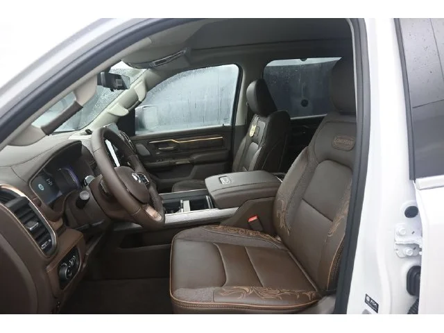 Nuevos RAM 1500 à Estados chez autogozo