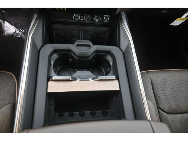 Nuevos RAM 1500 à Estados chez autogozo