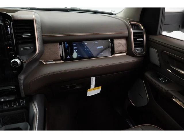 Nuevos RAM 1500 à Estados chez autogozo