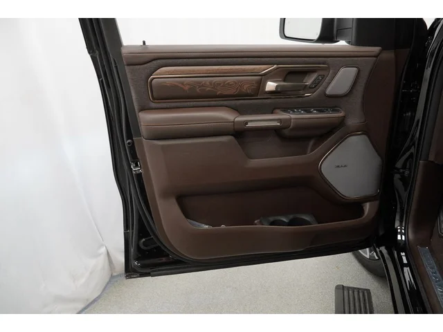 Nuevos RAM 1500 à Estados chez autogozo