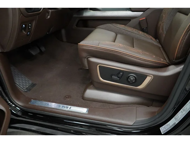Nuevos RAM 1500 à Estados chez autogozo