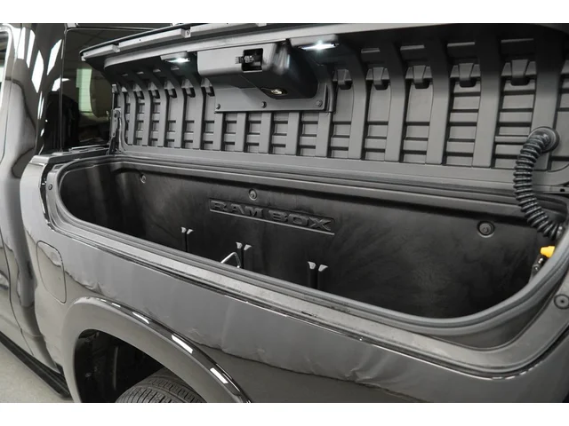 Nuevos RAM 1500 à Estados chez autogozo