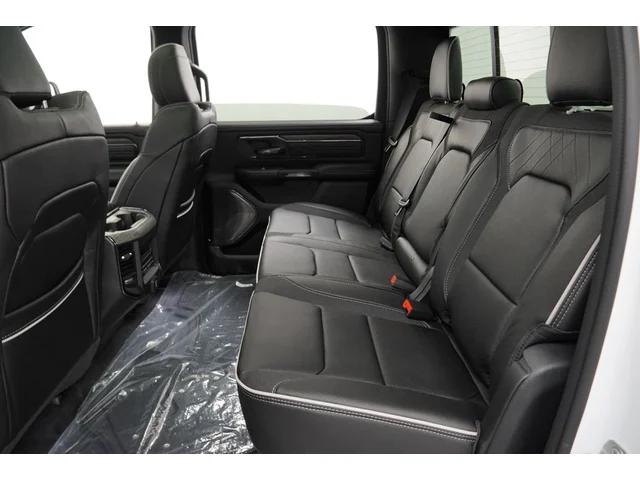 Nuevos RAM 1500 à Estados chez autogozo