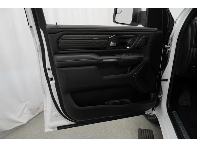 Nuevos RAM 1500 à Estados chez autogozo