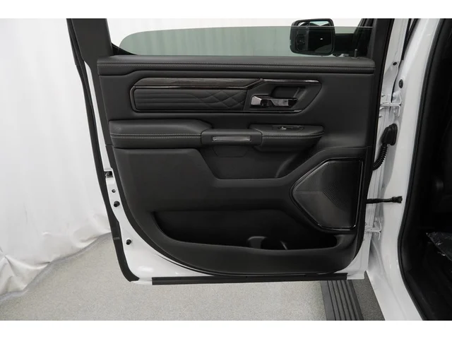 Nuevos RAM 1500 à Estados chez autogozo