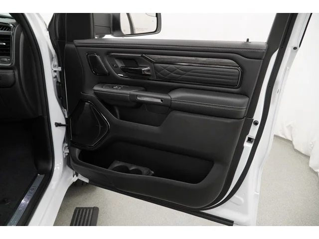 Nuevos RAM 1500 à Estados chez autogozo