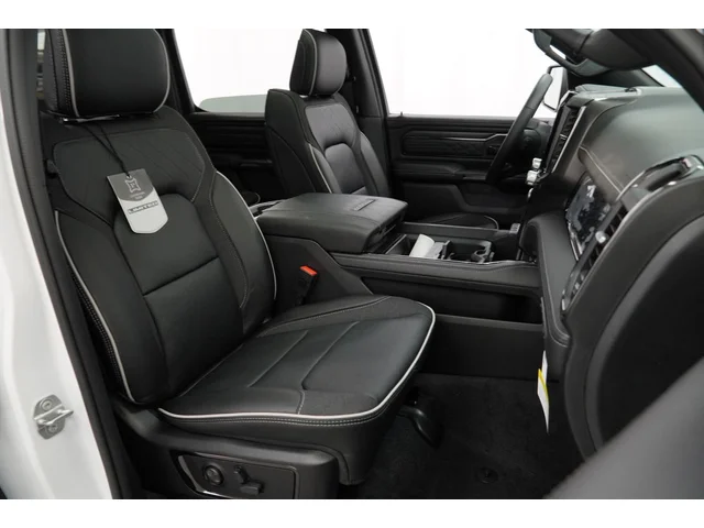 Nuevos RAM 1500 à Estados chez autogozo