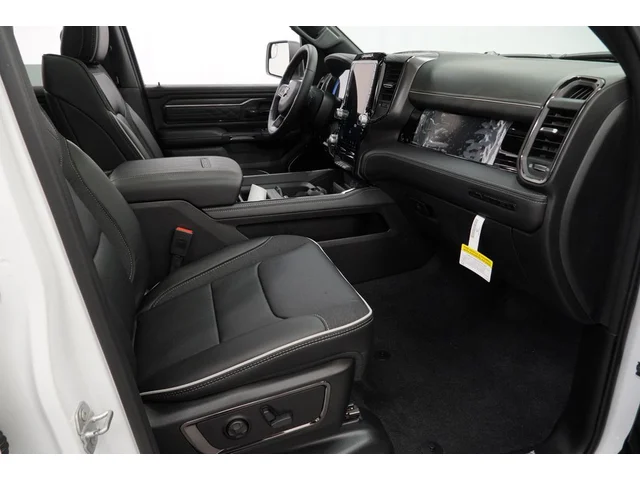 Nuevos RAM 1500 à Estados chez autogozo