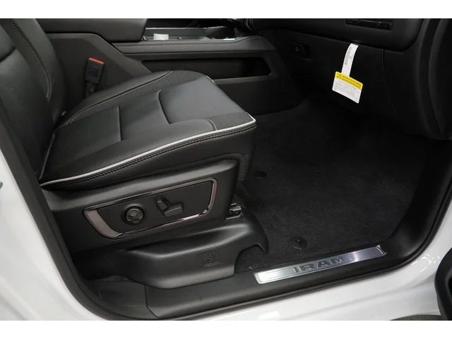 Nuevos RAM 1500 à Estados chez autogozo