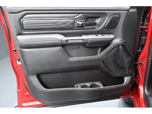 Nuevos RAM 1500 à Estados chez autogozo