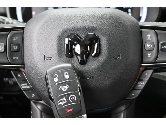 Nuevos RAM 1500 à Estados chez autogozo