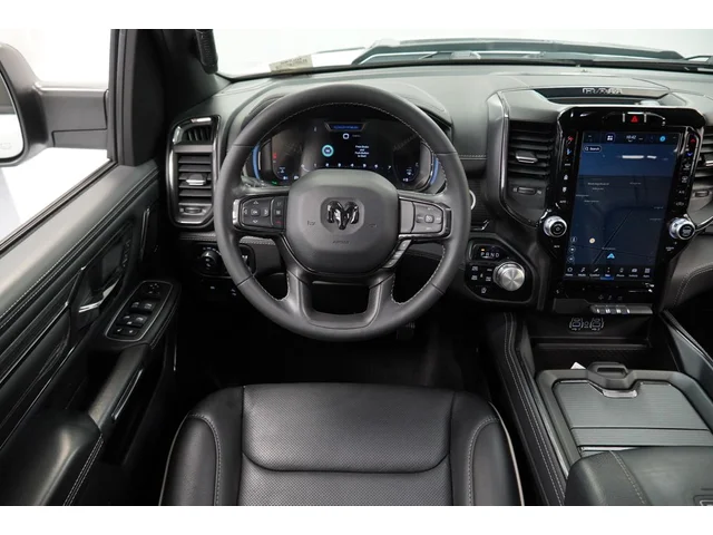 SEMINUEVOS RAM 1500 a Estados en autogozo