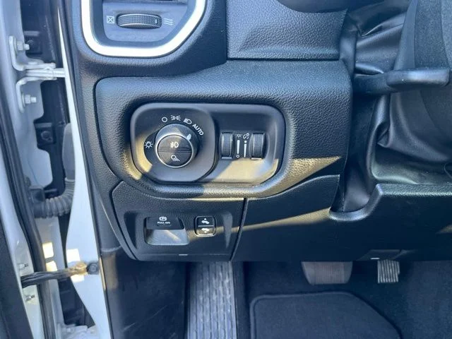 SEMINUEVOS RAM 1500 a Estados en autogozo