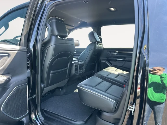 SEMINUEVOS RAM 1500 a Estados en autogozo