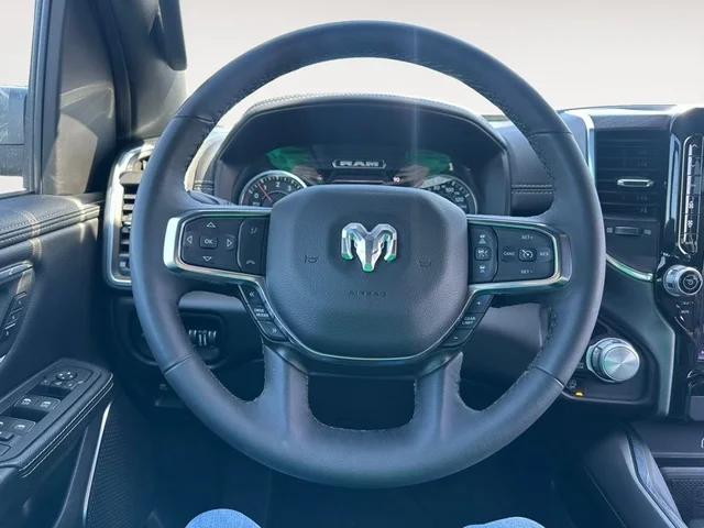 SEMINUEVOS RAM 1500 a Estados en autogozo