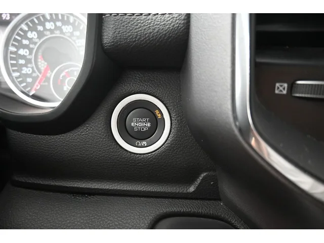 SEMINUEVOS RAM 1500 a Estados en autogozo