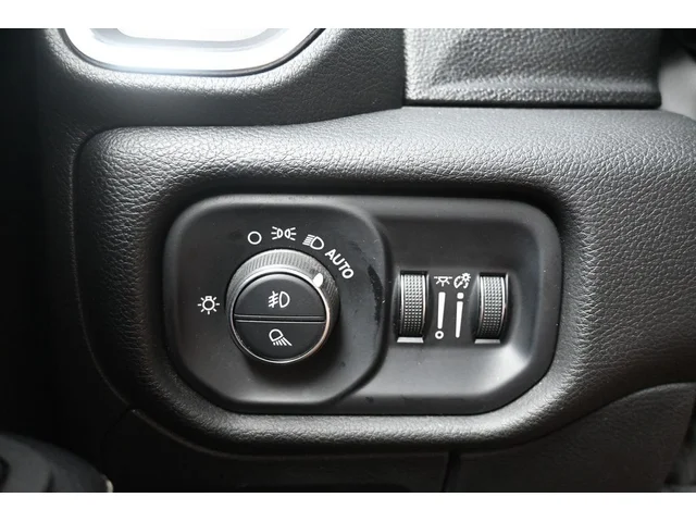 SEMINUEVOS RAM 1500 a Estados en autogozo