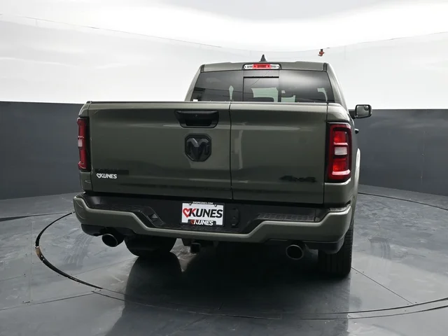 Nuevos RAM 1500 à Estados chez autogozo