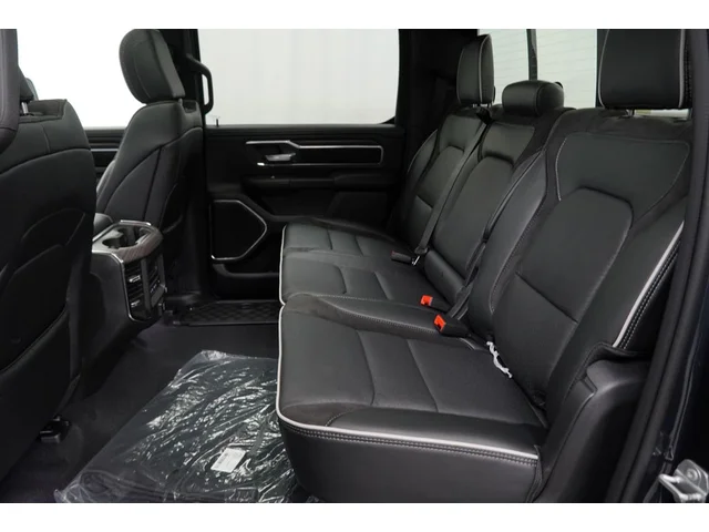 Nuevos RAM 1500 à Estados chez autogozo