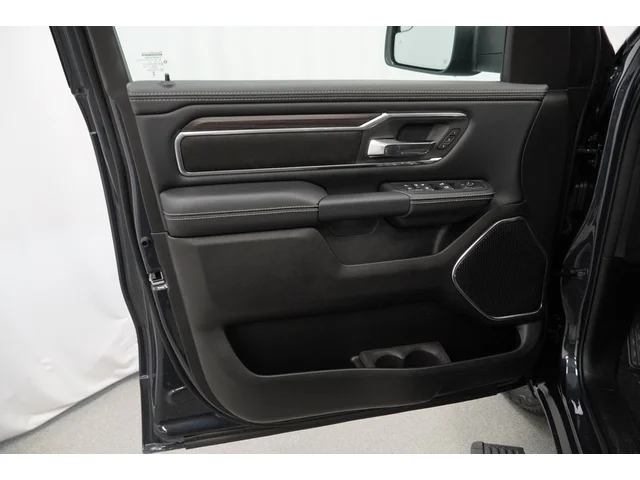 Nuevos RAM 1500 à Estados chez autogozo
