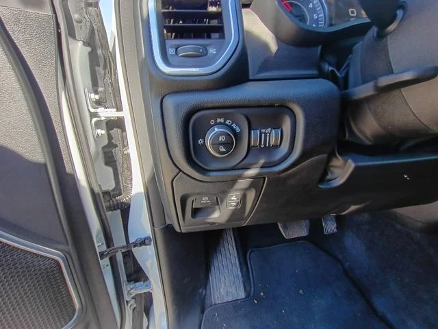 SEMINUEVOS RAM 1500 a Estados en autogozo