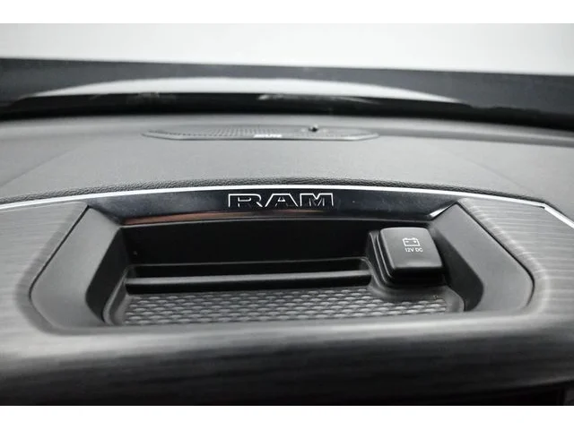 SEMINUEVOS RAM 1500 a Estados en autogozo