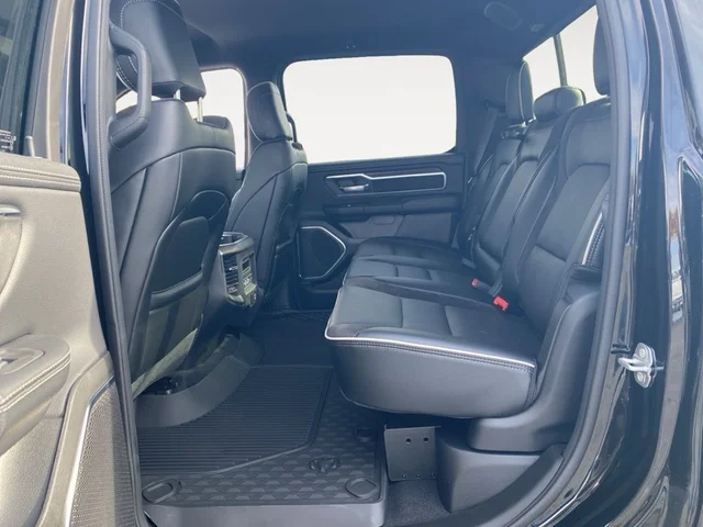 Nuevos RAM 1500 à Estados chez autogozo