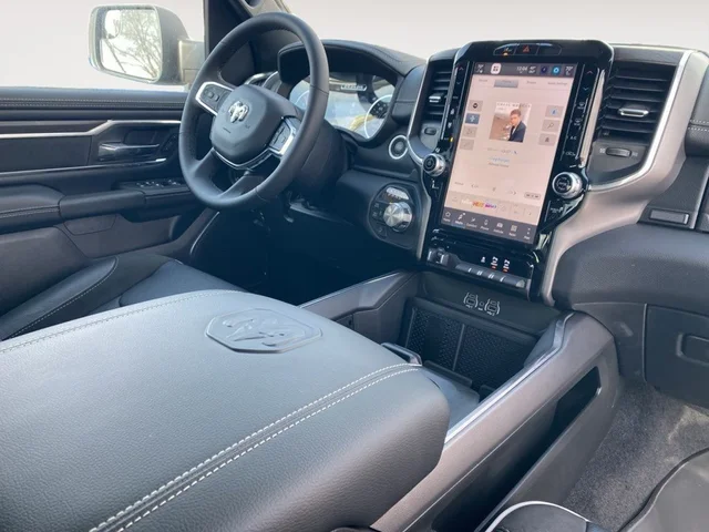 Nuevos RAM 1500 à Estados chez autogozo