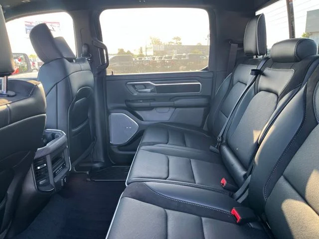 Nuevos RAM 1500 à Estados chez autogozo