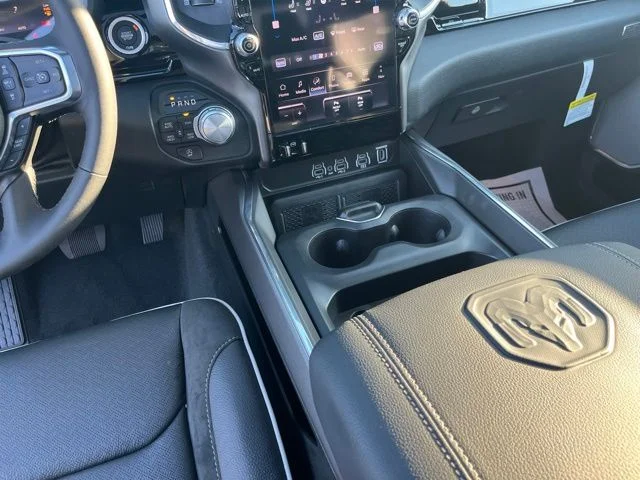 Nuevos RAM 1500 à Estados chez autogozo