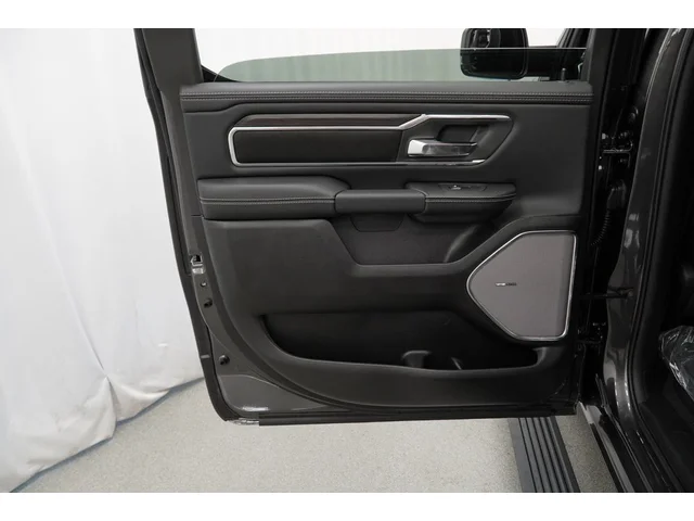 Nuevos RAM 1500 à Estados chez autogozo