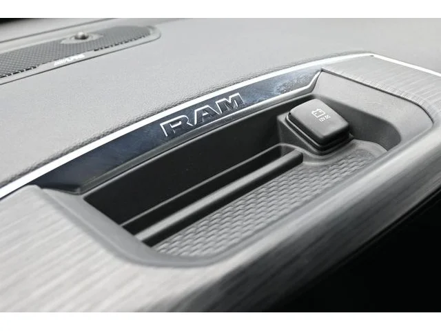 SEMINUEVOS RAM 1500 a Estados en autogozo