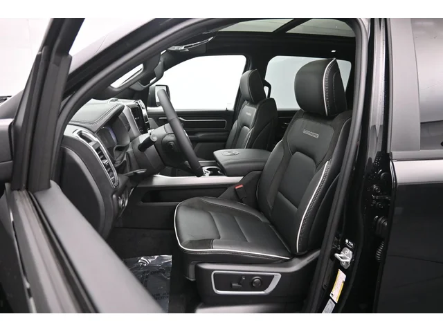 Nuevos RAM 1500 à Estados chez autogozo