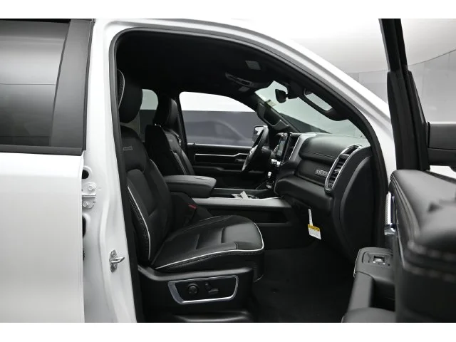 Nuevos RAM 1500 à Estados chez autogozo