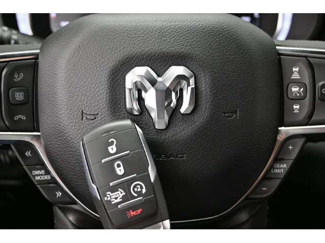 Nuevos RAM 1500 à Estados chez autogozo