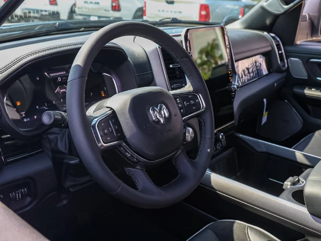 Nuevos RAM 1500 à Estados chez autogozo