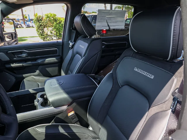 Nuevos RAM 1500 à Estados chez autogozo