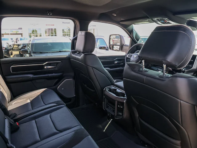 Nuevos RAM 1500 à Estados chez autogozo